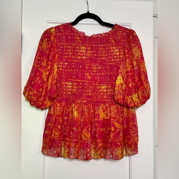 HEMANT & NANDITA Smocked Puff-Sleeve Top (Large) - Picture 4 of 5